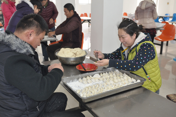 河南路友机械冬至包饺子